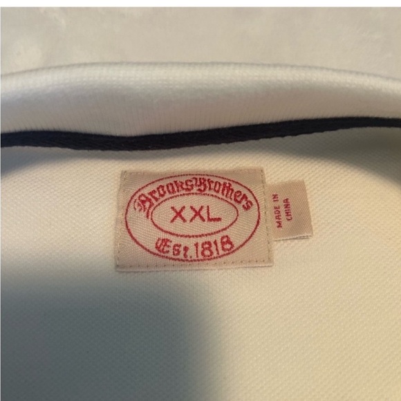 Brooks Brpthers white polo with short sleeves and buttons size XXL - Picture 3 of 7